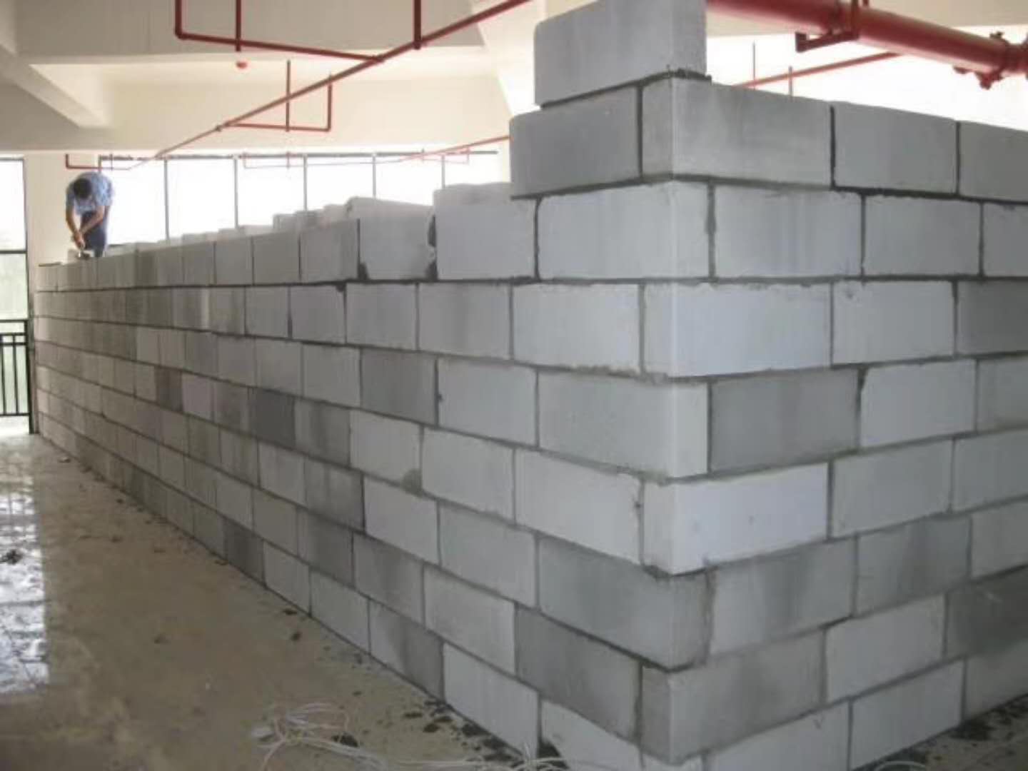 萝北蒸压加气混凝土砌块承重墙静力和抗震性能的研究